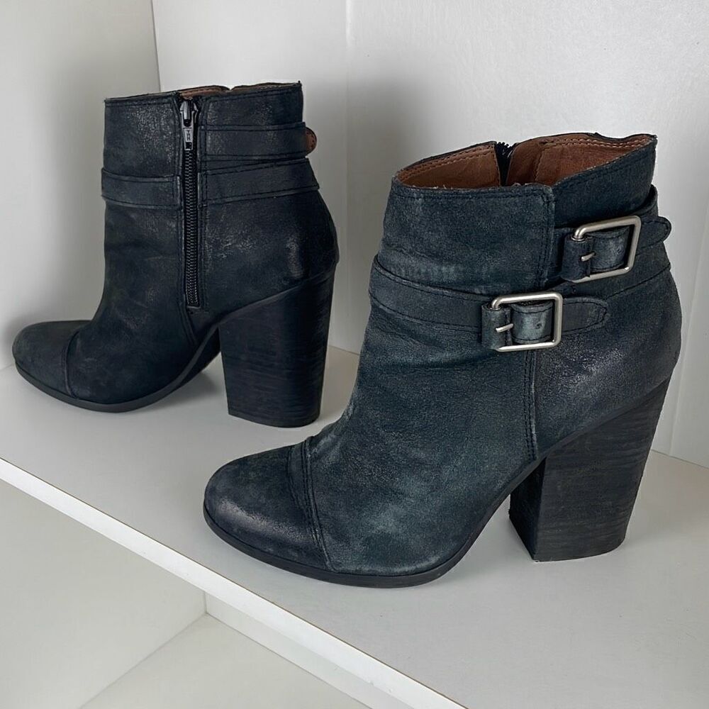 Lucky BrandโLaureen Distressed Finish Nubuck Leather Ankle Bootsโ8.5